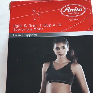 Anita  Sports Bra  5521 Size 32E Active Light & Firm    Black Color